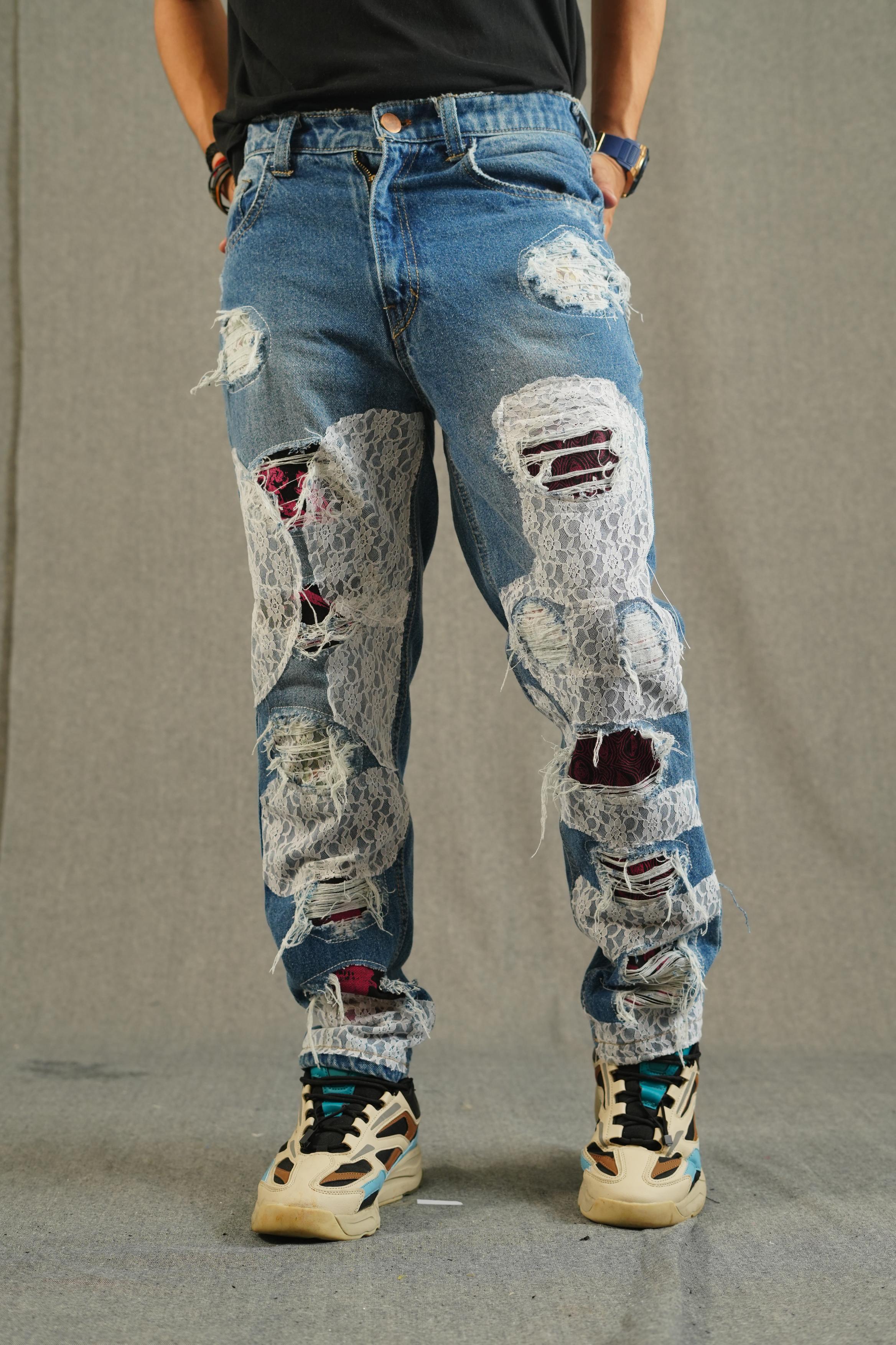 Funky Freestyle Torn Lace patch skinny Jeans